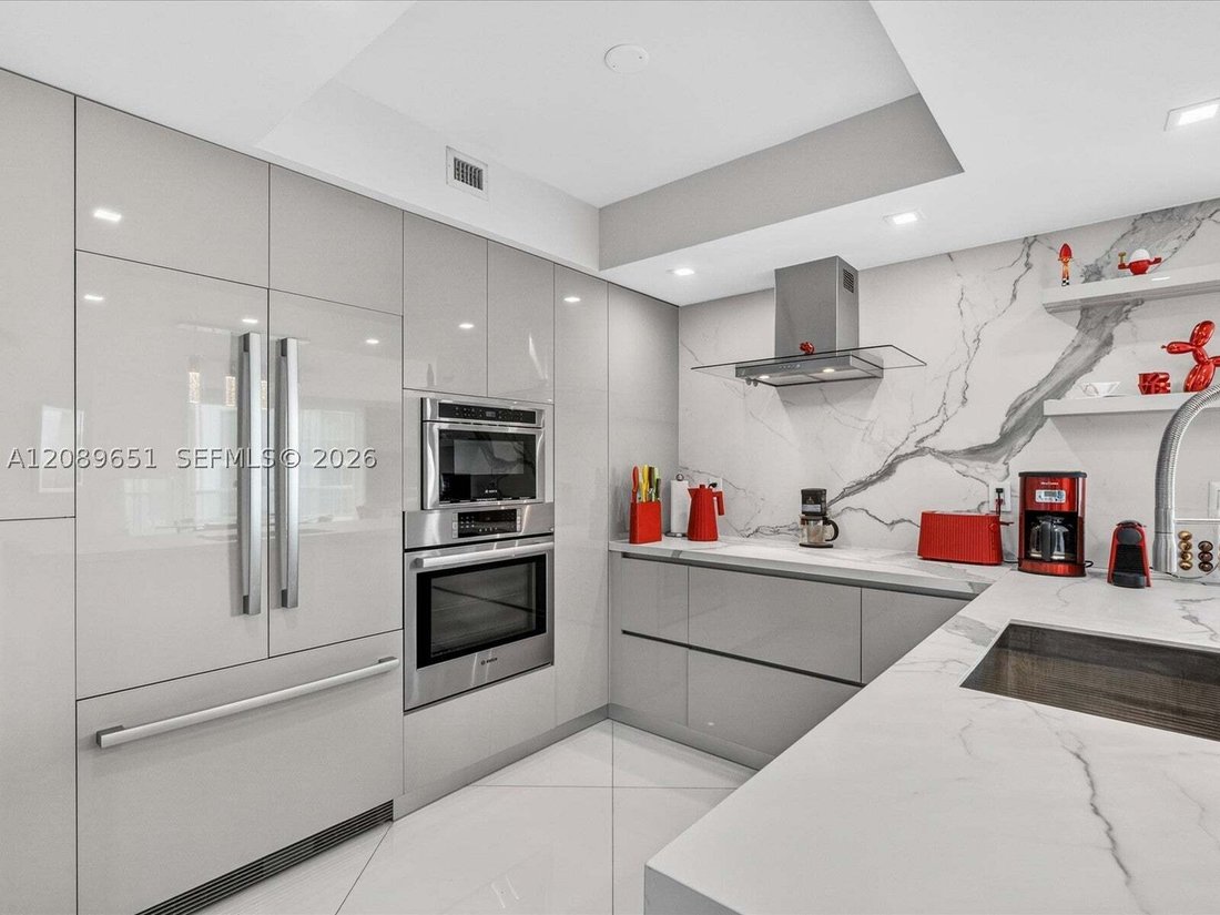 Condominio a Golden Beach, Florida, Stati Uniti 1 - 18889381