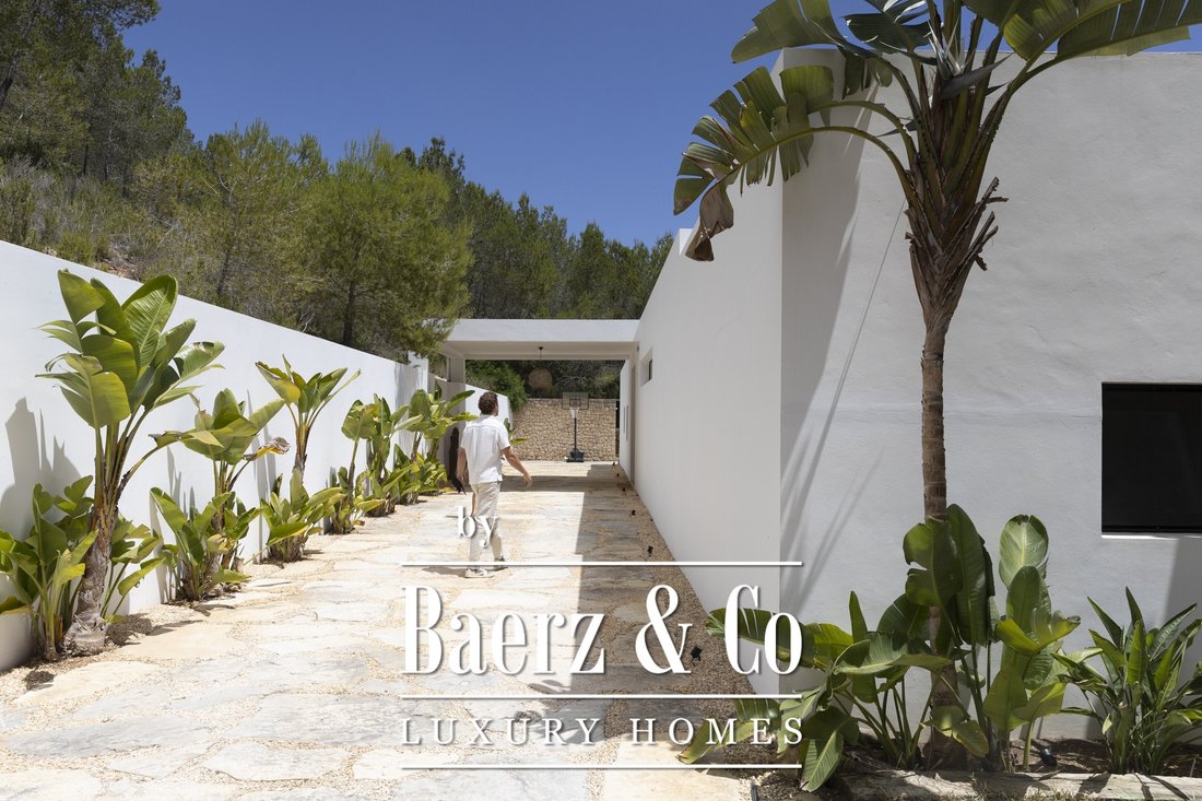 Villa in Sant Joan de Labritja, Balearische Inseln, Spanien 2 - 18879633