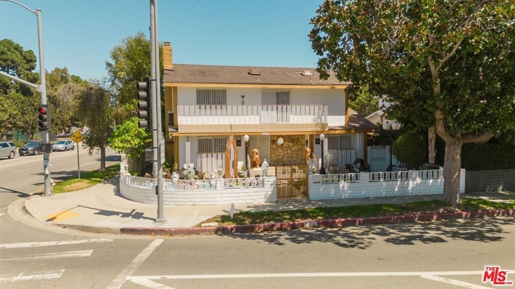 House in Los Angeles, California, United States 1 - 18889488