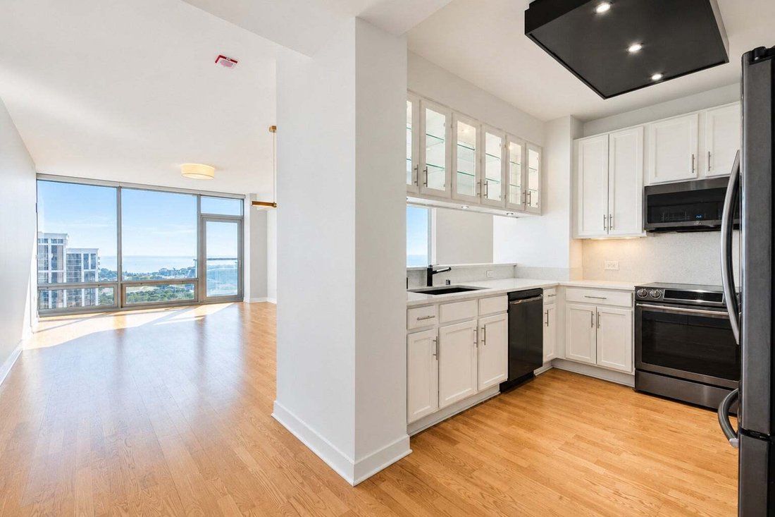 Condo in Chicago, Illinois, United States 2 - 18889632