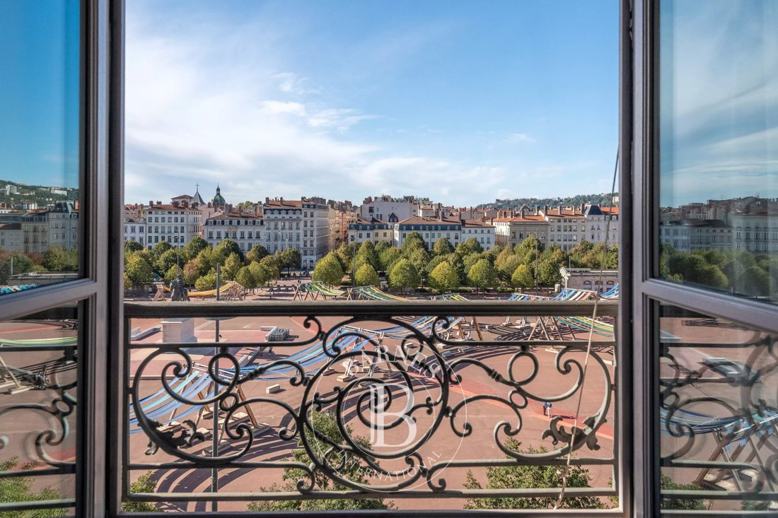 Appartement à Bellecour-Ainay, Lyon 2e Arrondissement, Lyon 2 - 18885398