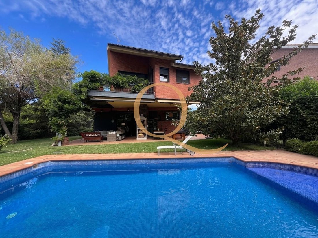 Chalet in Hortaleza, Madrid, Spain 2 - 18874682