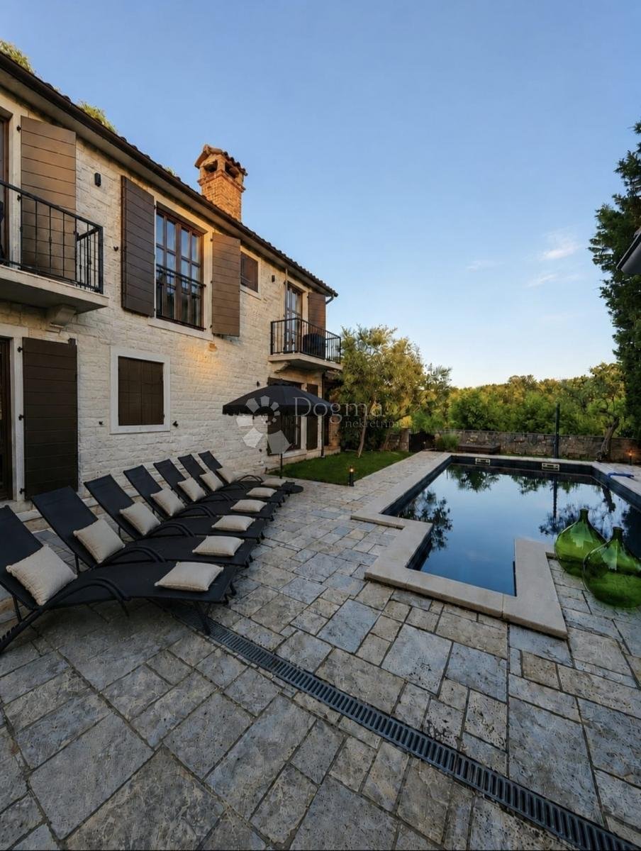 House in Sveti Lovrec Pazenaticki, Istria County, Croatia 1 - 18890621