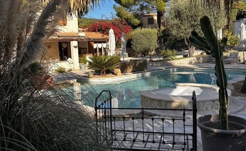 Villa en Ceyreste, Provenza-Alpes-Costa Azul, Francia 1