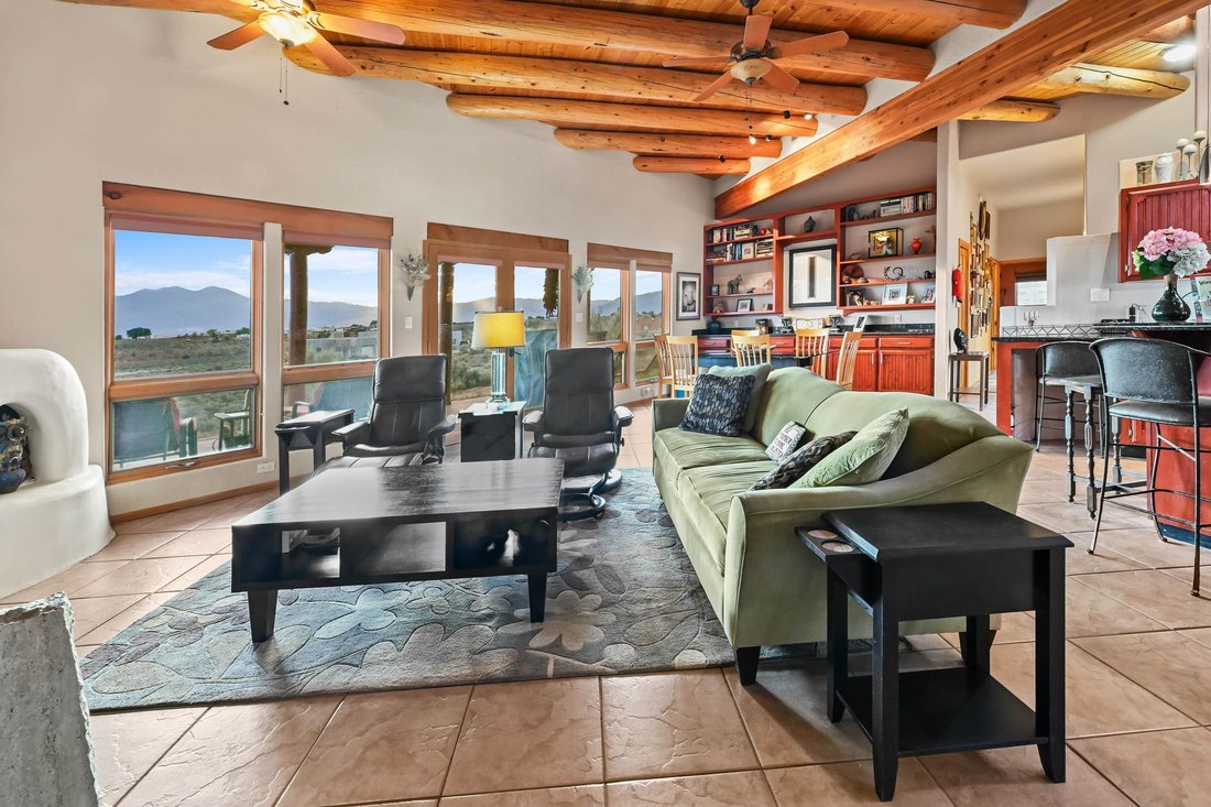 House in Ranchos de Taos, New Mexico, United States 2 - 18888595