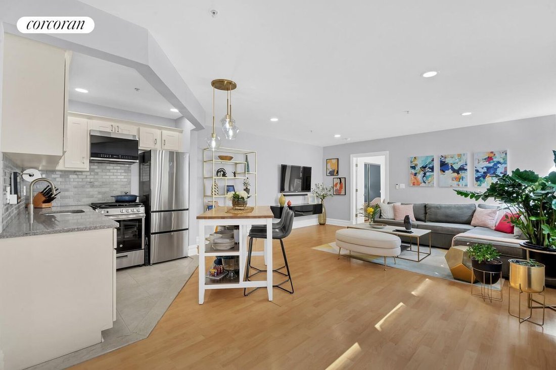 Co Op in New York, New York, United States 2 - 18886704