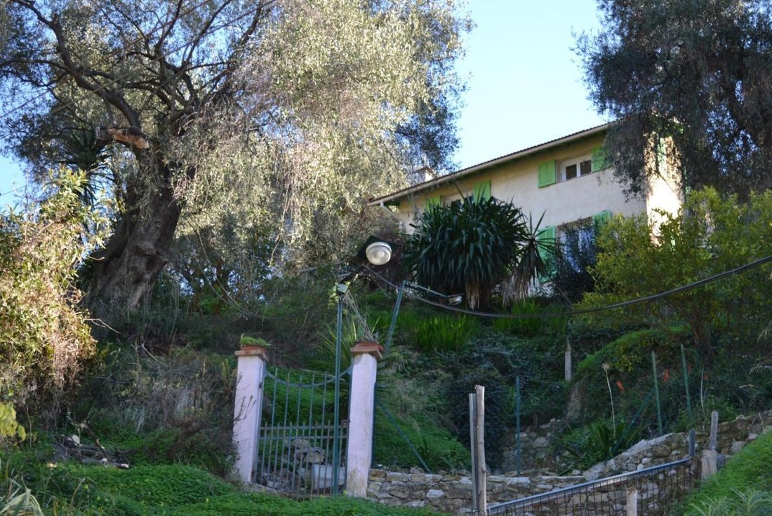 Haus in Menton, Provence-Alpes-Côte d'Azur, Frankreich 1 - 18885291