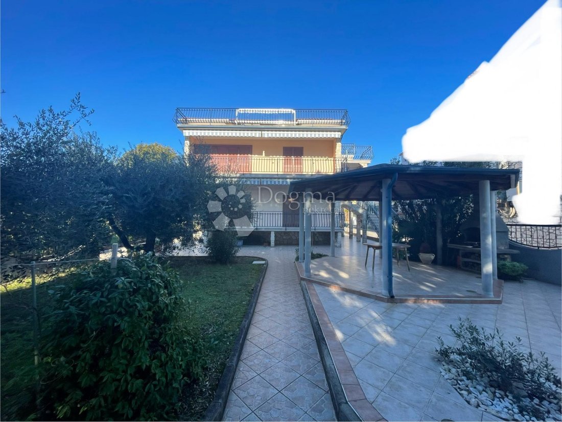 House in Umag, Istria County, Croatia 2 - 18891678