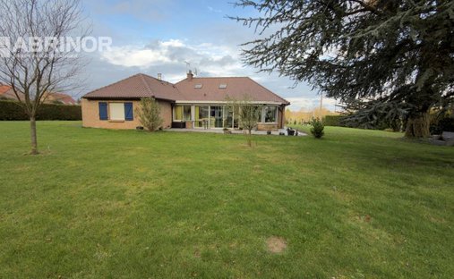 Villa a Ennetières-en-Weppes, Alta Francia, Francia 1