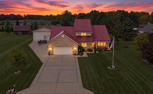 House in Huntsville, Ohio, United States 1