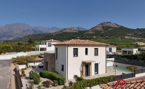 Villa a Calenzana, Corsica, Francia 1