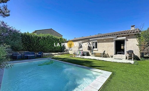 Villa en Trets, Provenza-Alpes-Costa Azul, Francia 1