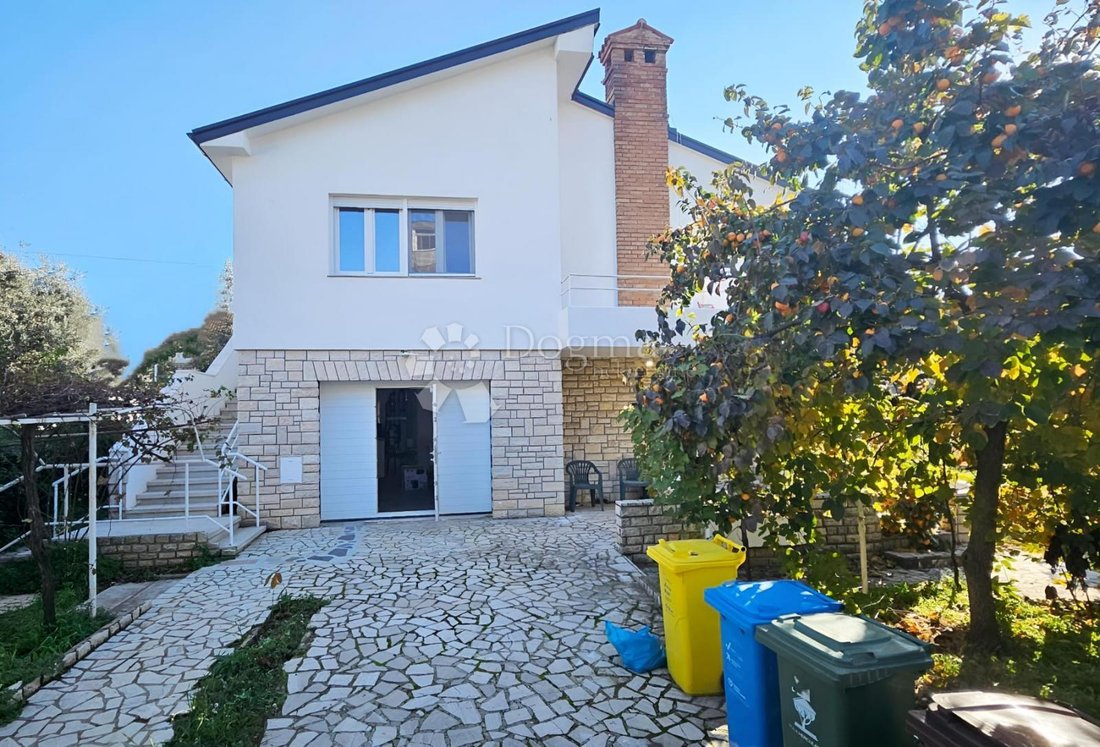 Haus in Grad Pula, Gespanschaft Istrien, Kroatien 2 - 18891696