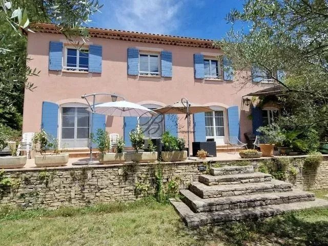 Casa en La Bastidonne, Provenza-Alpes-Costa Azul, Francia 1 - 18882645