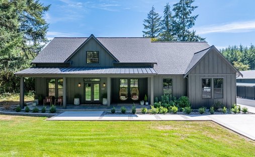 House in Chehalis, Washington, United States 1