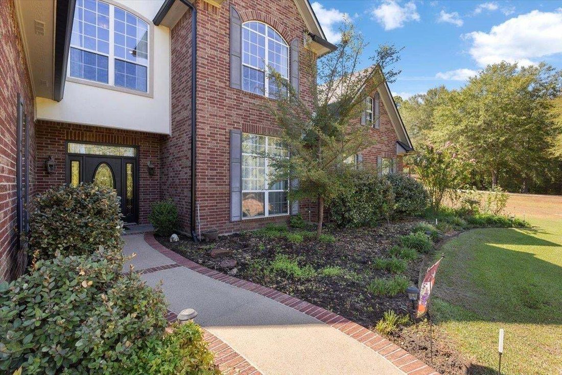 House in Gilmer, Texas, United States 4 - 18888715