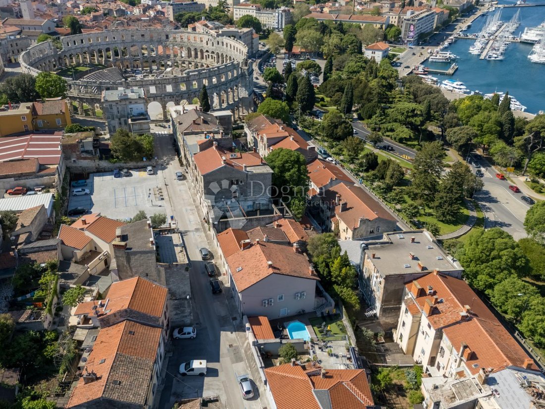 Casa a Grad Pula, Regione istriana, Croazia 3 - 18890755