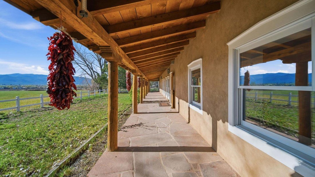 House in El Prado, New Mexico, United States 4 - 18888569
