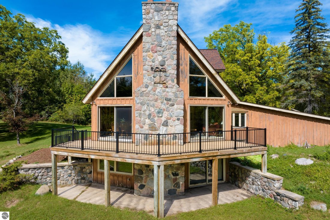 House in Central Lake, Michigan, United States 1 - 18889392