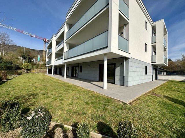 Apartamento en Divonne-les-Bains, Auvernia-Ródano-Alpes, Francia 1 - 18885566