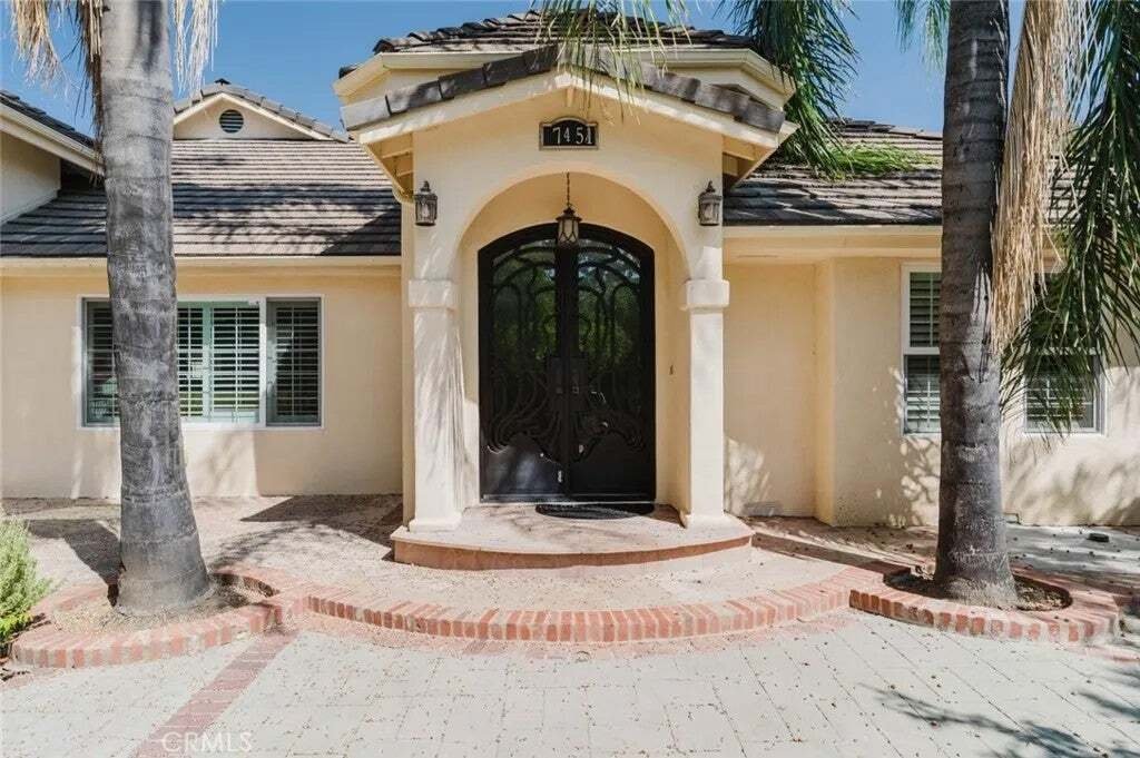 House in Los Angeles, California, United States 1 - 18890066