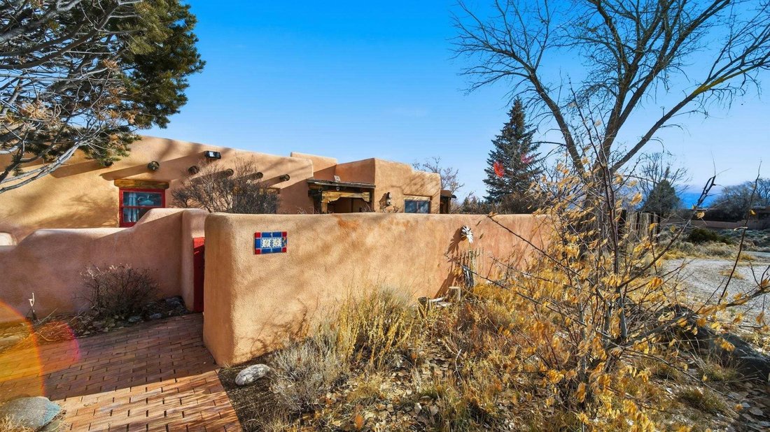 House in El Prado, New Mexico, United States 3 - 18888607