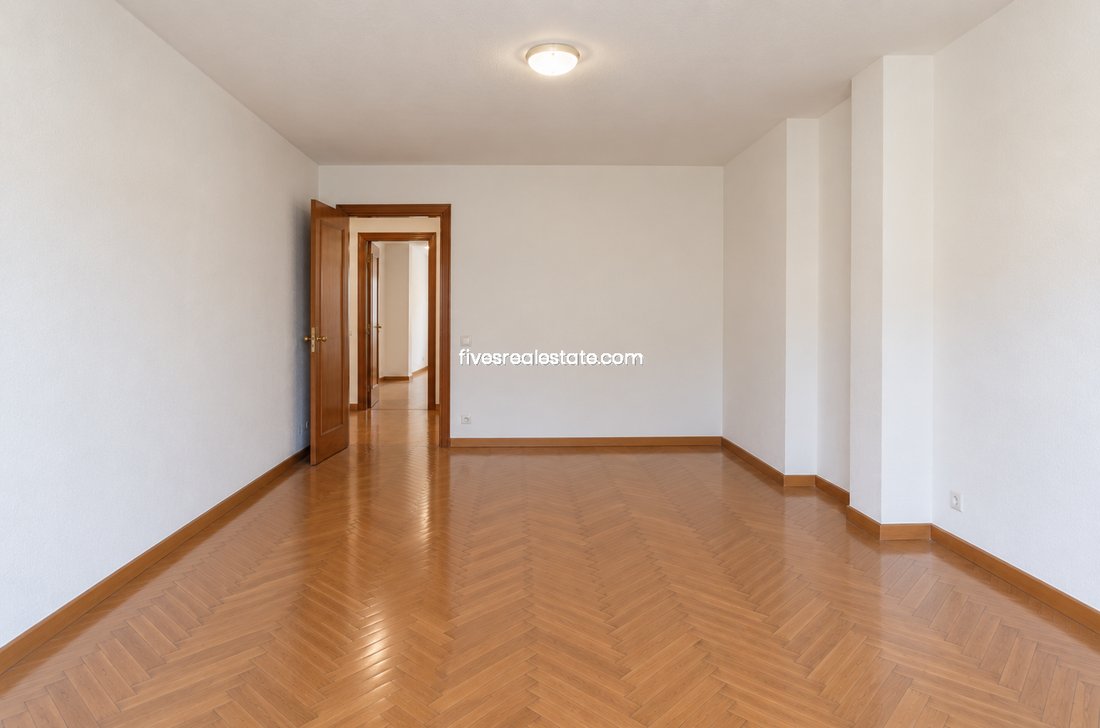 Appartamento a Chamartín, Madrid, Spagna 3 - 18880152