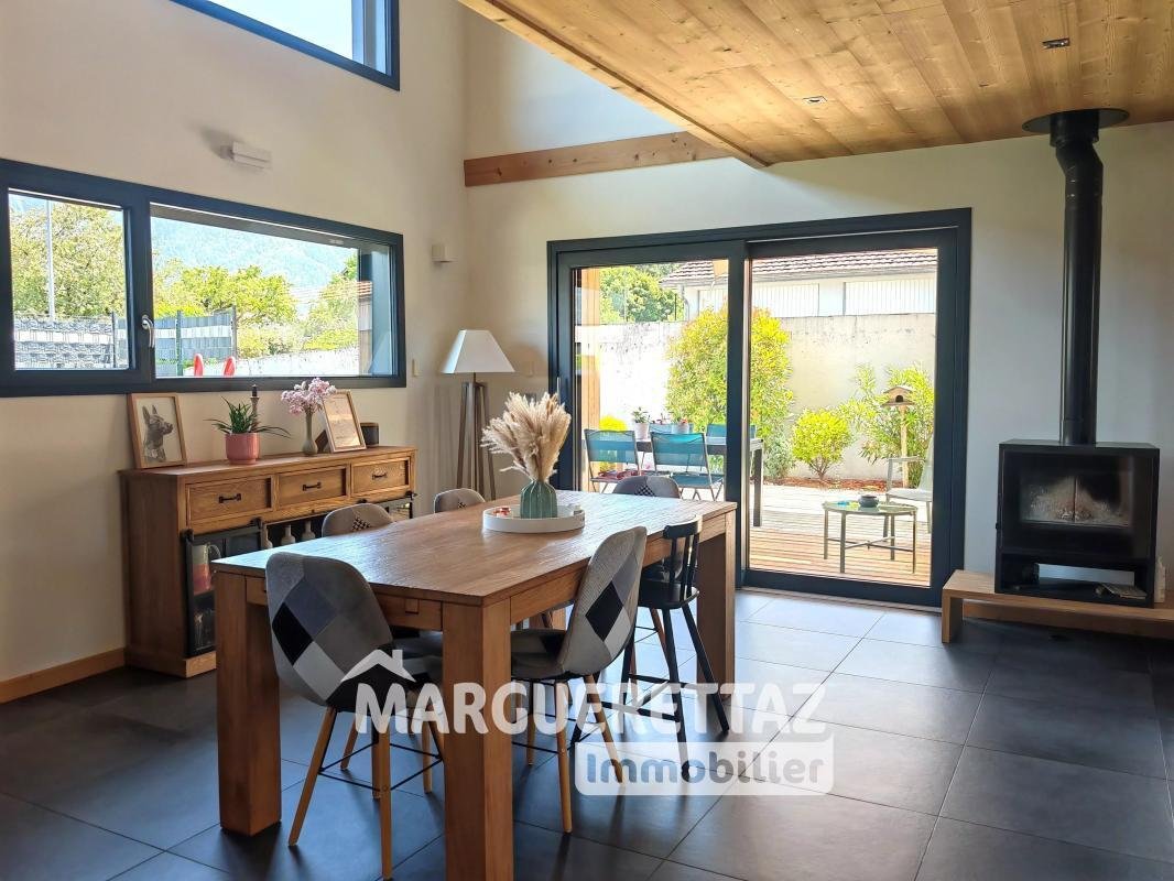 Chalet in Marnaz, Auvergne-Rhone-Alpen, Frankreich 2 - 18882438