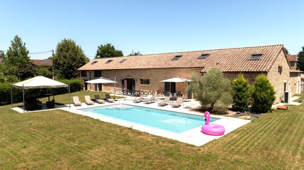 Maison à Centre Ville, Tournus, France 1 - 18882409