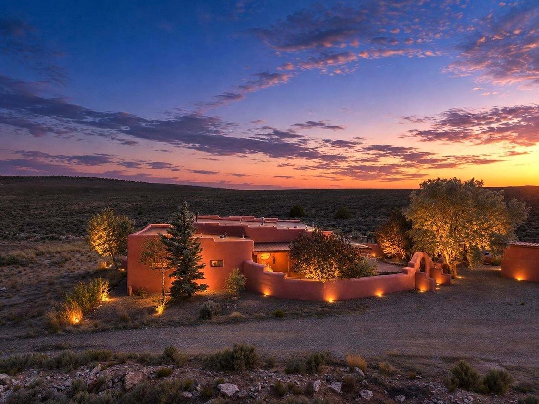 House in Tres Piedras, New Mexico, United States 2 - 18888192