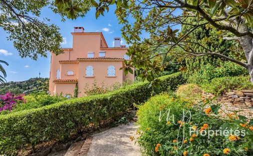 Wohnung in Rayol-Canadel-sur-Mer, Provence-Alpes-Côte d'Azur, Frankreich 1
