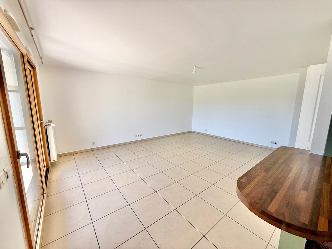 Apartamento en Ferney-Voltaire, Auvernia-Ródano-Alpes, Francia 3 - 18885535