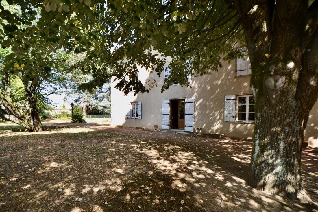 Haus in Sathonay-Village, Auvergne-Rhone-Alpen, Frankreich 4 - 18885031