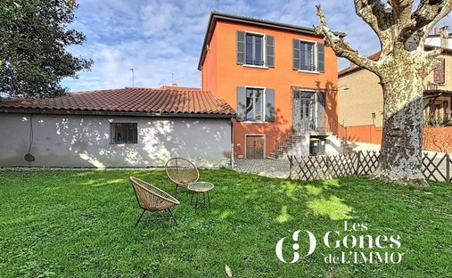 House in Centre, Craponne, France 1
