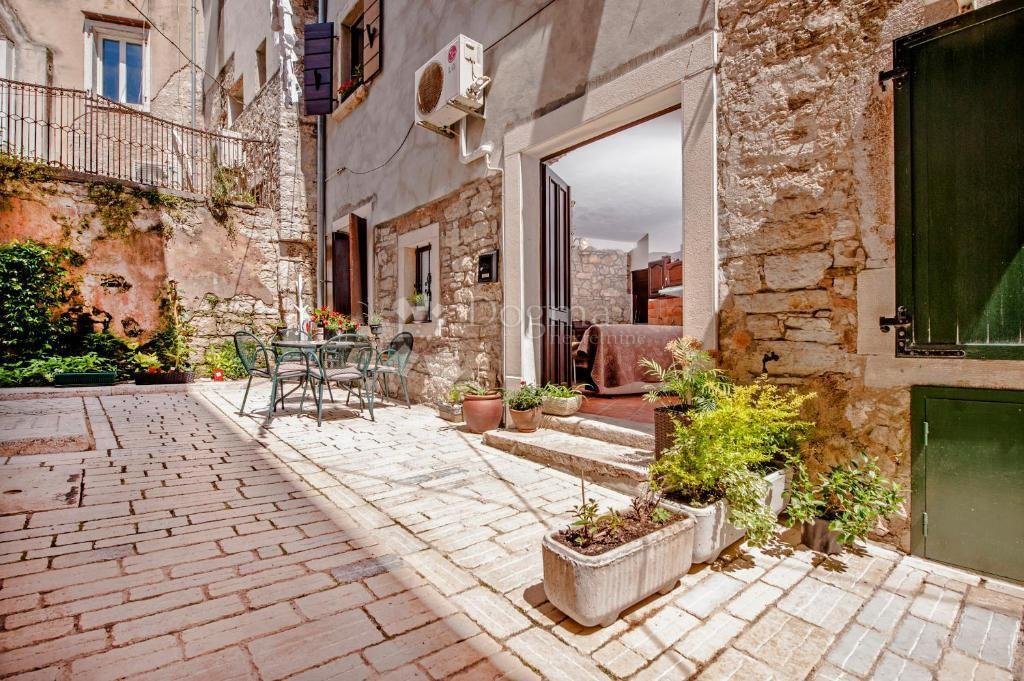 Haus in Rovinj, Gespanschaft Istrien, Kroatien 2 - 18891708