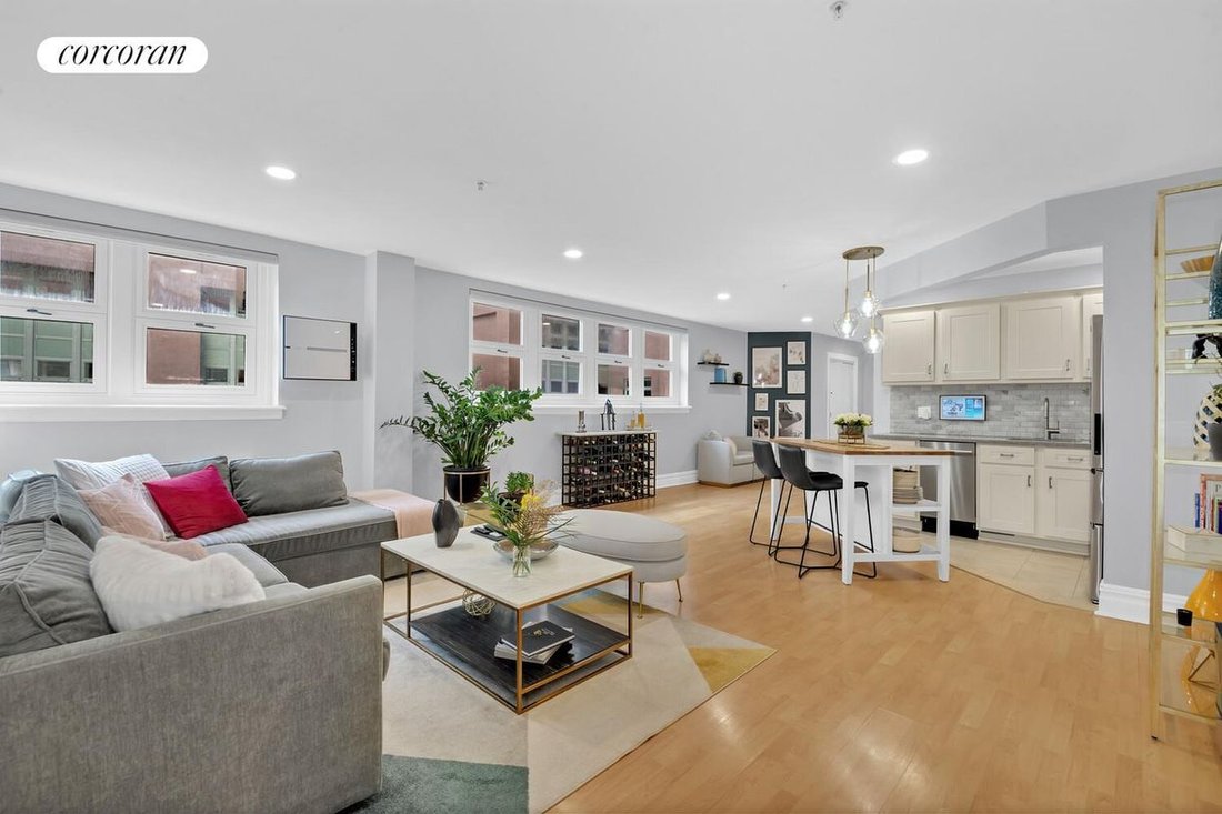 Co Op in New York, New York, United States 4 - 18886704