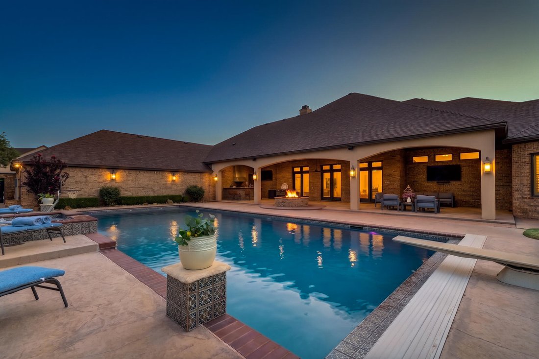 House in Shallowater, Texas, United States 4 - 18889709
