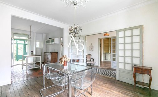 House in Le Pré Gentil, Rosny-sous-Bois, France 1