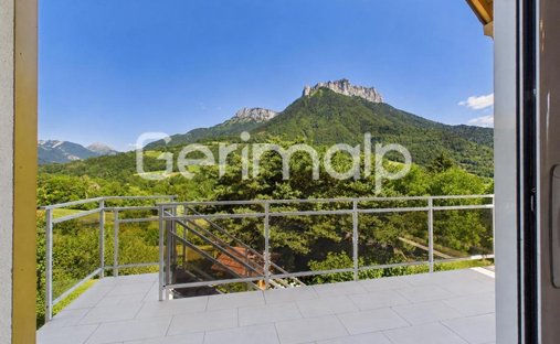 Casa en Menthon-Saint-Bernard, Auvernia-Ródano-Alpes, Francia 1