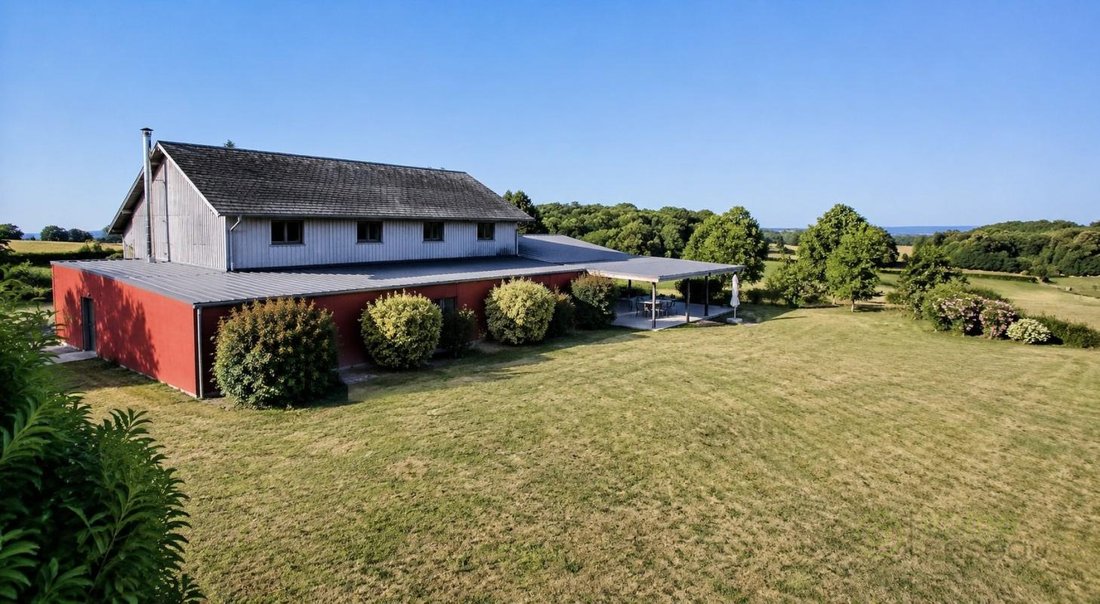 Country House in Saint-Priest-la-Feuille, Nouvelle-Aquitaine, France 1 - 18884617