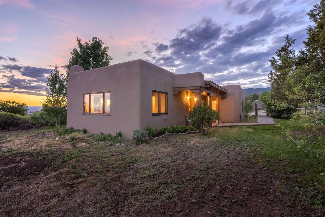 House in Arroyo Seco, New Mexico, United States 4 - 18888378