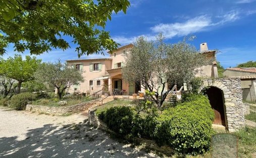 Casa a Tavel, Occitania, Francia 1