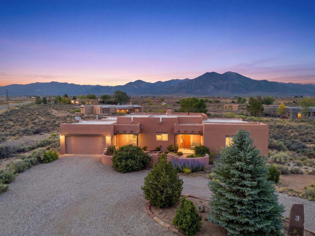House in El Prado, New Mexico, United States 1 - 18888641