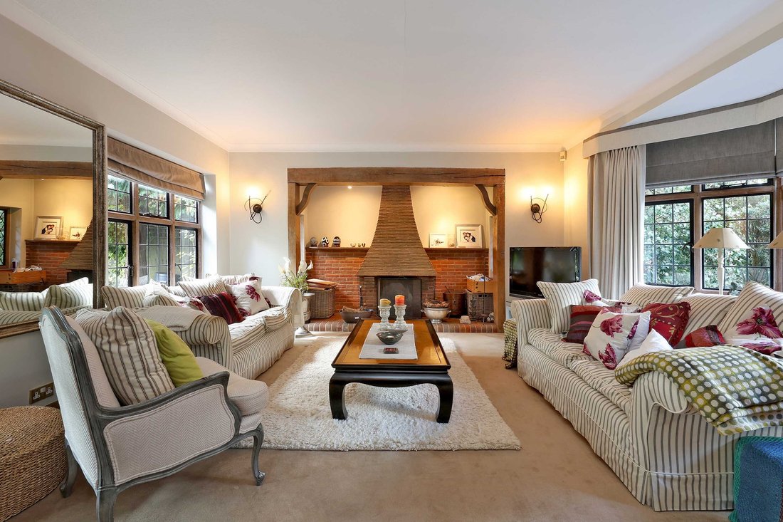 House in Tatling End, Gerrards Cross, England 4 - 18879949