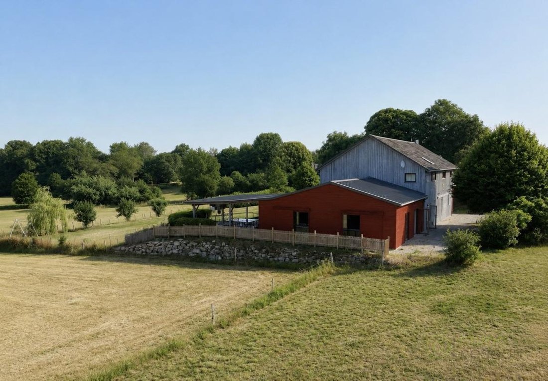 Country House in Saint-Priest-la-Feuille, Nouvelle-Aquitaine, France 2 - 18884617
