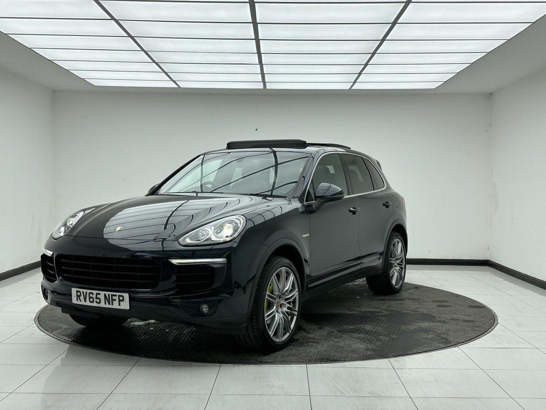 Suv in Chesham, United Kingdom 5 - 18879472