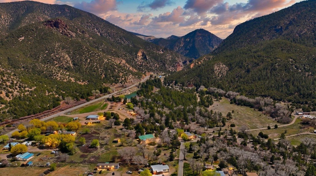 House in Questa, New Mexico, United States 4 - 18888360