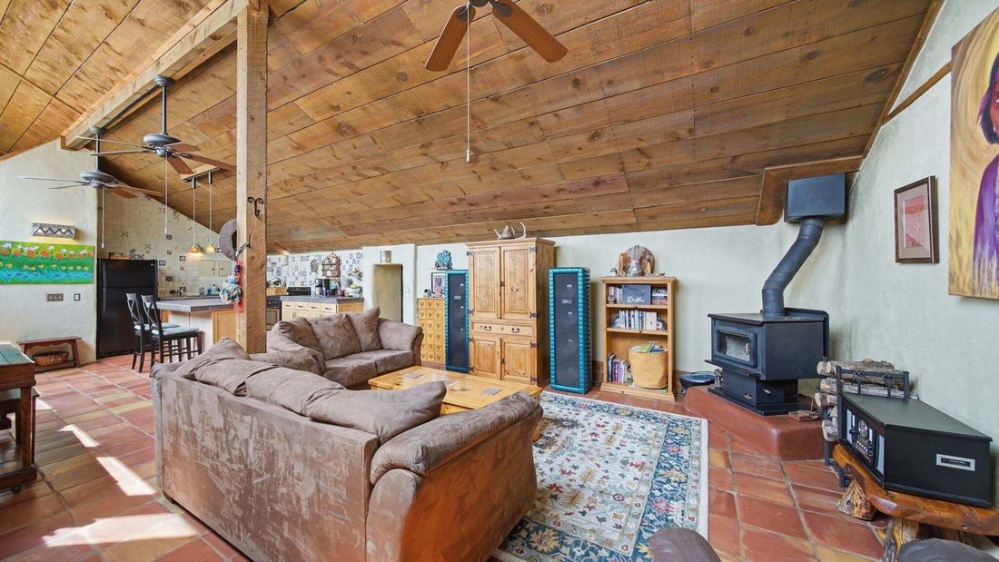 House in El Prado, New Mexico, United States 5 - 18888575