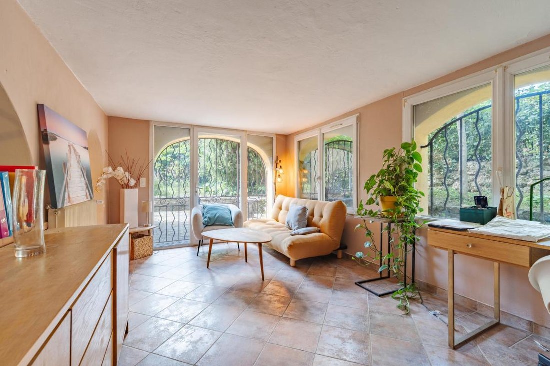 Casa en Grasse, Provenza-Alpes-Costa Azul, Francia 4 - 18885475