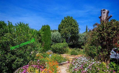 Maison à Le Castellet, Provence-Alpes-Côte d'Azur, France 1